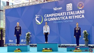 podio foto simone ferraro sfe 4865 copia